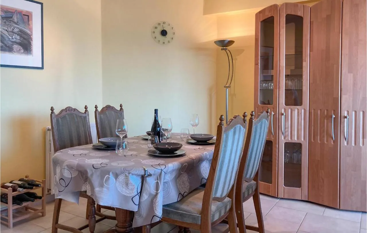 Awesome Apartment In Oostende With House Sea View בלגיה